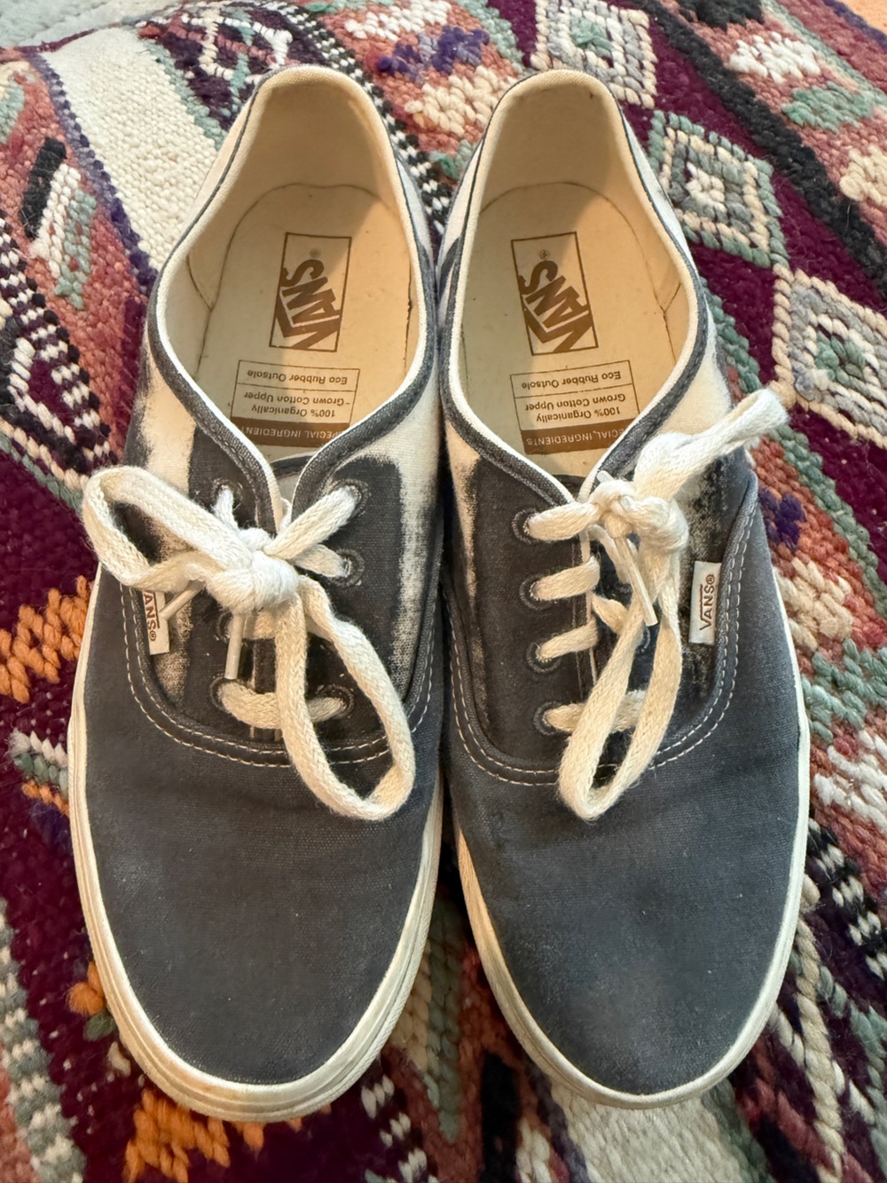 Vans Lace-Up Sneakers in Charcoal and White Organic Cotton Size 7.5/38
